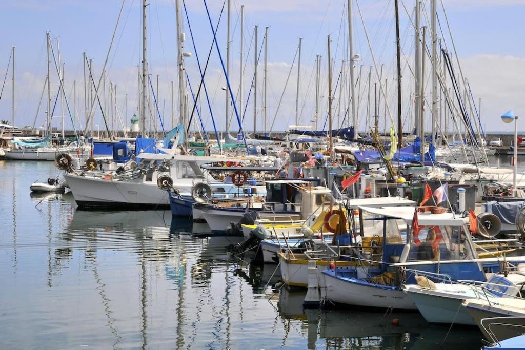 F2 Climatise A Golfe -Juan En Front De Mer Et Piscine Vallauris Eksteriør bilde